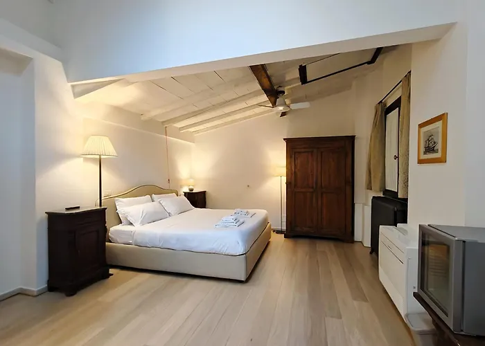 Cortile Santa Monaca Флоренция