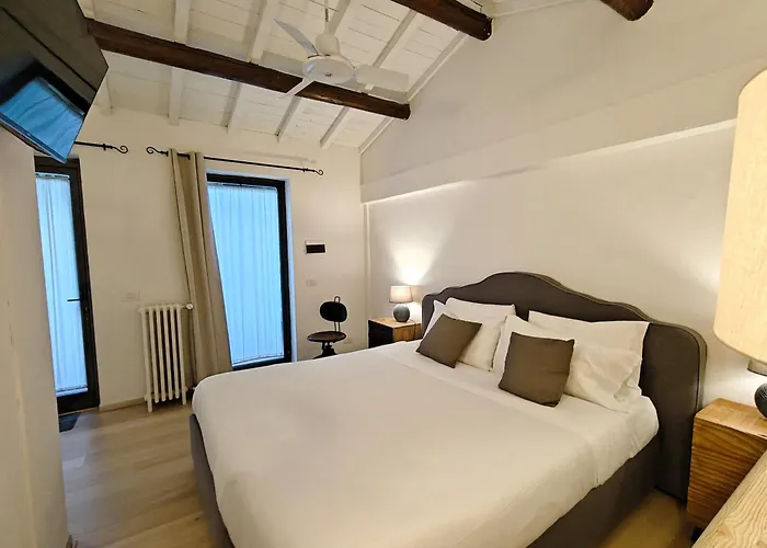 Cortile Santa Monaca Апартаменты *
