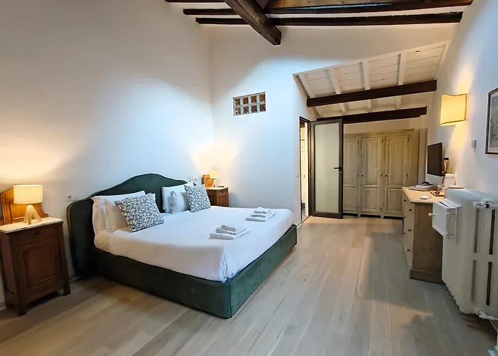 Cortile Santa Monaca *