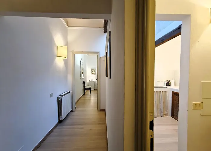 Cortile Santa Monaca Флоренция