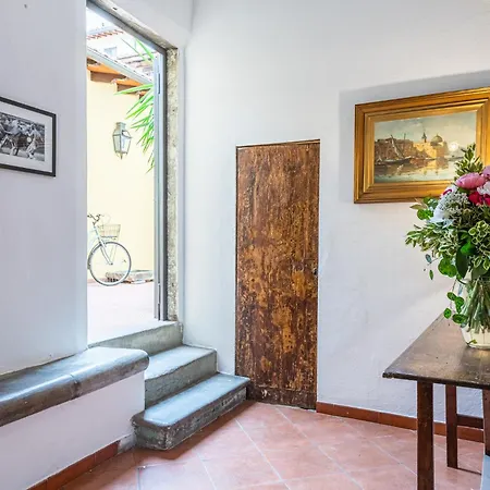 Cortile Santa Monaca דירה *