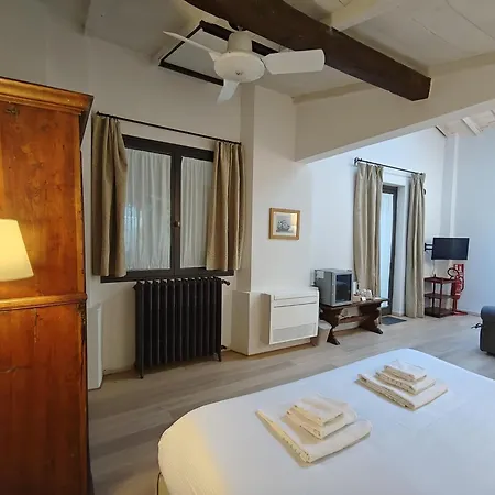 Cortile Santa Monaca *